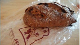 「浅野屋 イチジクと木の実のライ麦パン」のクチコミ画像 by ごま豆腐さん