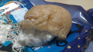 「オランジェ クッキー＆クリームのシュークリーム 袋1個」のクチコミ画像 by パックさん