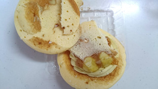 「セブン-イレブン スイートポテトパンケーキどら」のクチコミ画像 by ゆっち0606さん