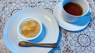 「ローソン Uchi Cafe’ SWEETS アップルパイアイス」のクチコミ画像 by muletさん