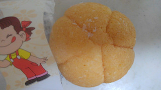 「不二家 ウエルシアのペコスイーツ 糖質を抑えたペコパフケーキ ミルキークリーム 袋1個」のクチコミ画像 by レビュアーさん