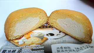 「不二家 ペコパフ 5種チーズのチーズクリーム 袋1個」のクチコミ画像 by ゆっち0606さん