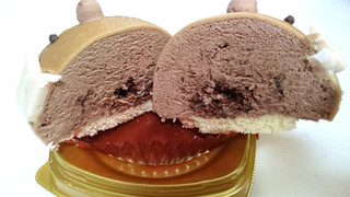「セブン-イレブン 干支 いのししチョコケーキ」のクチコミ画像 by ゆっち0606さん