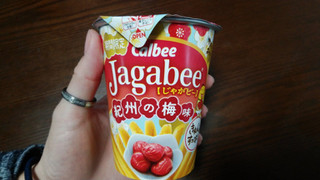 「カルビー Jagabee 紀州の梅味 カップ38g」のクチコミ画像 by レビュアーさん