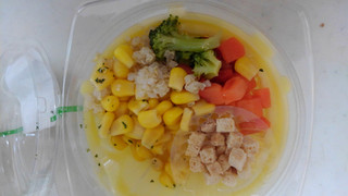 「ローソン NL 食べる冷製ソイポタージュ コーンとキヌア」のクチコミ画像 by レビュアーさん