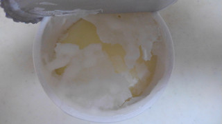 「江崎グリコ BifiXヨーグルト ほんのり甘い加糖 カップ140g」のクチコミ画像 by レビュアーさん