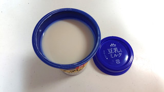 「森永 豆乳とミルク ブルーベリー＆プルーン カップ240ml」のクチコミ画像 by ゆっち0606さん