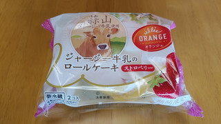 「オランジェ ジャージー牛乳のロールケーキ ストロベリー 袋2個」のクチコミ画像 by やっぺさん