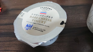 「いばらき乳業 レアチーズヨーグルト カップ75g」のクチコミ画像 by ぴのこっここさん
