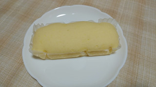 「ファミリーマート ファミマ・ベーカリー レアチーズ蒸しケーキ」のクチコミ画像 by やっぺさん