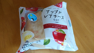 「第一パン アップルレアチーズ仕立て 袋1個」のクチコミ画像 by やっぺさん