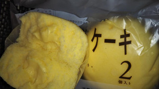「タカキベーカリー カスタード蒸しケーキ 袋2個」のクチコミ画像 by チー錦さん