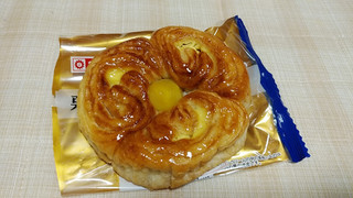 「ヤマザキ おいしい菓子パン 栗とカスタードのデニッシュ 袋1個」のクチコミ画像 by やっぺさん