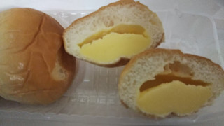「ヤマザキ 薄皮 クリームパン 袋5個」のクチコミ画像 by こらんこさん