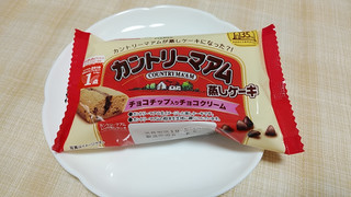 「ヤマザキ カントリーマアム蒸しケーキ チョコチップ入りチョコクリーム 袋1個」のクチコミ画像 by やっぺさん