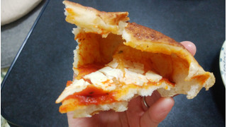 「ヤマザキ チーズとトマトのパン 袋1個」のクチコミ画像 by しろねこエリーさん