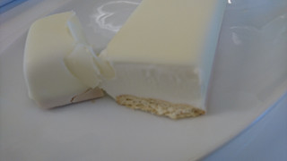「セブンプレミアム まるでチーズケーキのようなチーズスティック 袋61ml」のクチコミ画像 by りすさん