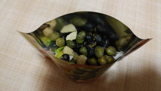 「カルビー NATURAL Calbee えだ豆ミックスうす塩味 袋25g」のクチコミ画像 by やっぺさん