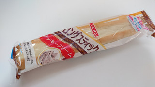 「フジパン ロングスティック クッキークリーム 袋1個」のクチコミ画像 by ぺりちゃんさん