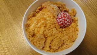 「ローソン CUPKE 香ばしいパイのミルフィーユ」のクチコミ画像 by ピノ吉さん