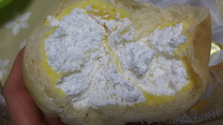 「ヤマザキ 冷やして食べるクリームパン 袋1個」のクチコミ画像 by なんやかんやさん