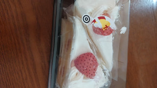 「スイーツ・スイーツ 窯の極み いちごケーキ パック2個」のクチコミ画像 by ぺりちゃんさん