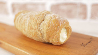 「ファミリーマート 冷やして食べるパイコロネ マロンクリーム」のクチコミ画像 by taaさん
