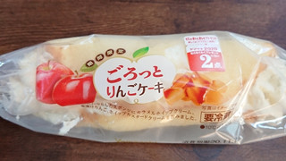 「ヤマザキ ごろっとりんごケーキ 1個」のクチコミ画像 by ぺりちゃんさん