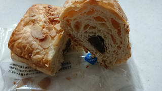 「無印良品 糖質10g以下のパン パン・オ・ショコラ 袋1個」のクチコミ画像 by ぴのこっここさん