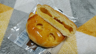 「ローソン マチノパン ブリオッシュ カスタード」のクチコミ画像 by やっぺさん