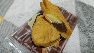 「ローソン Uchi Cafe’ SWEETS×八天堂 かすたーどチョコたい焼き」のクチコミ画像 by やっぺさん