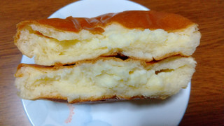 「ヤマザキ バスクチーズケーキ風パン 袋1個」のクチコミ画像 by uhkkieさん