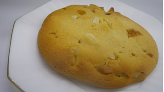 「セブンカフェ マカダミアキャラメルクッキー 袋1枚」のクチコミ画像 by キックンさん