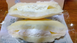 「不二家 白いパンケーキ5種のチーズ 袋1個」のクチコミ画像 by uhkkieさん