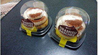 「ローソン Uchi Cafe’ SWEETS ティラミスバスチー バスク風チーズケーキ」のクチコミ画像 by しろねこエリーさん