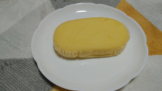 「カルディ 北海道産マスカルポーネで作った極チーズ蒸しパン 袋1個」のクチコミ画像 by やっぺさん