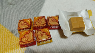 「チロル チロルチョコ メープル香るシナモンクッキー 袋6個」のクチコミ画像 by やっぺさん