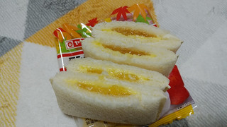 「ヤマザキ ランチパック りんごジャム＆カスタード 袋2個」のクチコミ画像 by やっぺさん