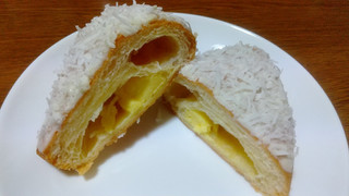 「山一パン総本店 ココナッツデニッシュ 袋1個」のクチコミ画像 by uhkkieさん