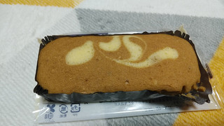 「ローソン NL たんぱく質が摂れる カフェオレ蒸しケーキ」のクチコミ画像 by やっぺさん