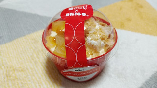 「ローソン Uchi Cafe’×RINGO シャキっとリンゴのパイケーキ」のクチコミ画像 by やっぺさん