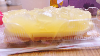 「ローソン Uchi Café×RINGO ごろっとリンゴのパイバー」のクチコミ画像 by みみーみーさん