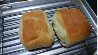 「Pasco 国産小麦の塩バターパン 袋6個」のクチコミ画像 by しろねこエリーさん