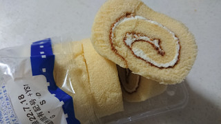 「ヤマザキ 5つに切ったロールケーキ バニラ 袋5枚」のクチコミ画像 by ぴのこっここさん