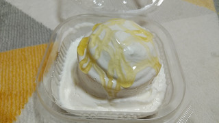 「ローソン Uchi Cafe’ おぼれクリームのパンケーキ ハニー」のクチコミ画像 by やっぺさん
