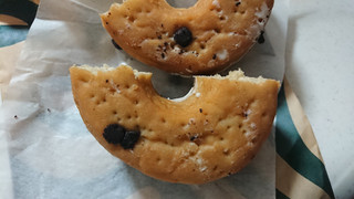 「スターバックス クッキー＆クリームドーナツ」のクチコミ画像 by ぴのこっここさん