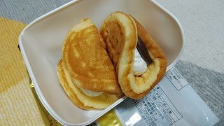 「オランジェ あんバターワッフル 袋2個」のクチコミ画像 by やっぺさん