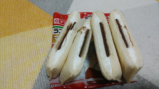 「ヤマザキ ランチパック マシュマロホイップ 板チョコ入り」のクチコミ画像 by やっぺさん
