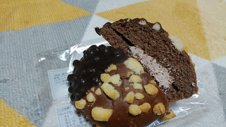 「タカキベーカリー チョコオリオン」のクチコミ画像 by やっぺさん