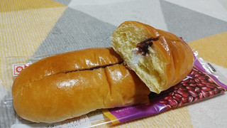 「ヤマザキ ブリオッシュロール 粒あん＆ホイップクリーム 袋1個」のクチコミ画像 by やっぺさん